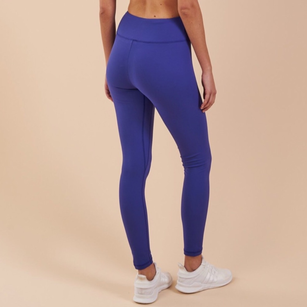 Gymshark dreamy leggings in indigo - Picture 3 of 3